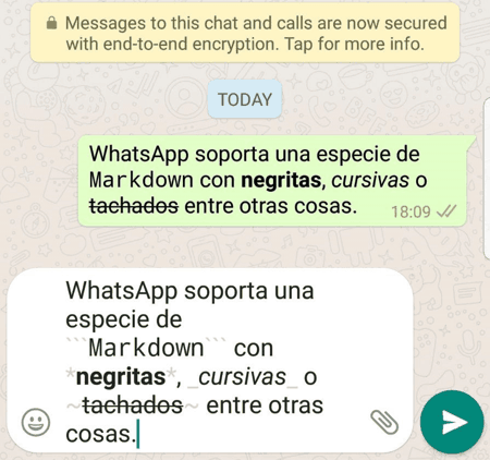 La imagen muestra un mensaje de Whatsapp que usa sintaxis básica de Markdown, y su resultado